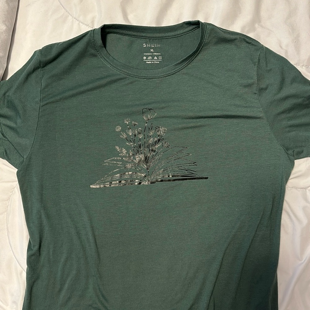 SHEIN T-shirt